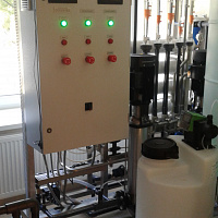 $prePhoto['DESCRIPTION']